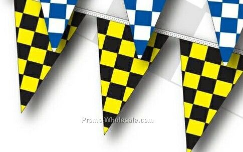 30' 4 Mil Triangle Checkered Race Track Pennant - Black/ Yellow