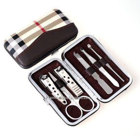 Manicure nail clipper set